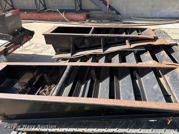 image for item EA0461 2014 Felling FT-24-2 LP equipment trailer