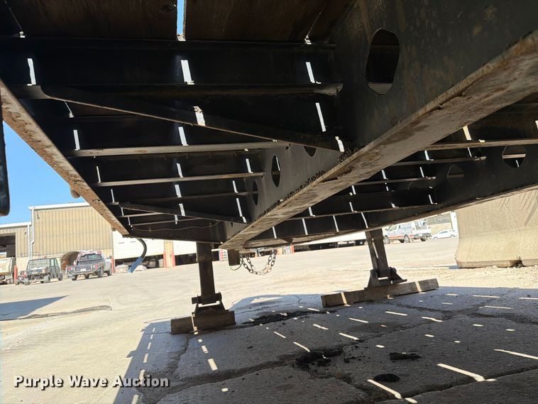 image for item EA0461 2014 Felling FT-24-2 LP equipment trailer