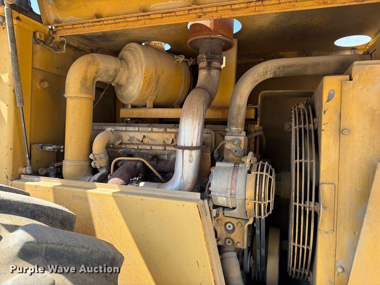 image for item EA0463 1992 Caterpillar CP563 single drum vibratory roller