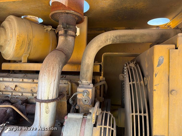 image for item EA0463 1992 Caterpillar CP563 single drum vibratory roller