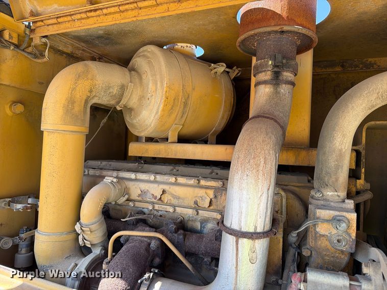 image for item EA0463 1992 Caterpillar CP563 single drum vibratory roller