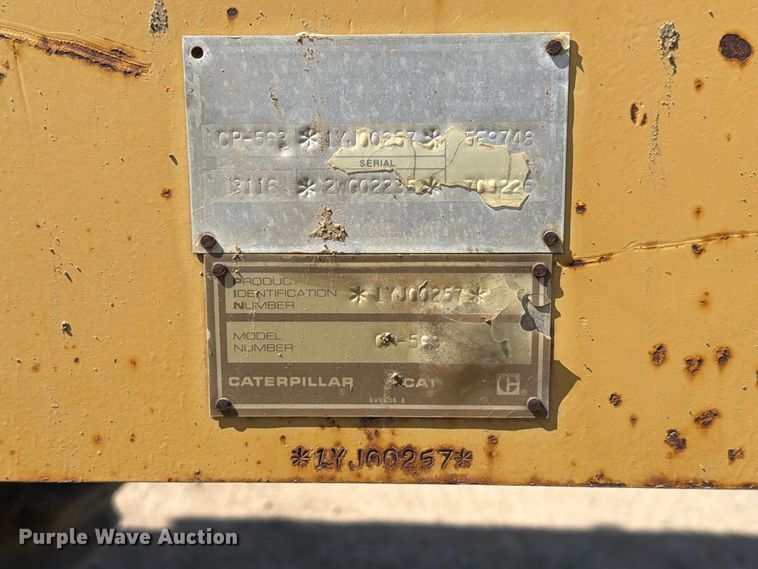 image for item EA0463 1992 Caterpillar CP563 single drum vibratory roller