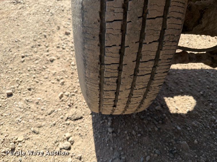 image for item EA0464 2010 Broce RCT350 broom