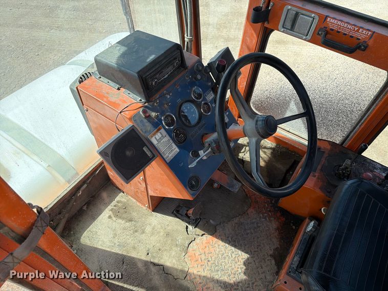 image for item EA0465 2010 Broce RCT350 broom