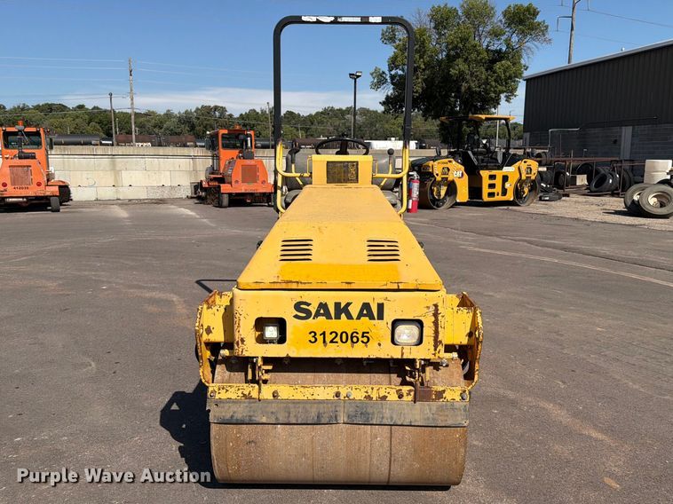 image for item EA0466 2002 Sakai SW320 double drum vibratory roller