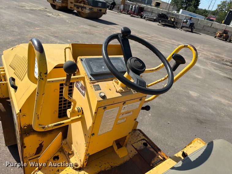 image for item EA0466 2002 Sakai SW320 double drum vibratory roller
