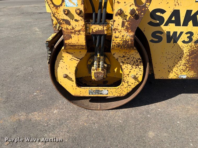 image for item EA0466 2002 Sakai SW320 double drum vibratory roller