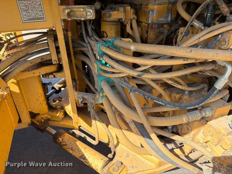 image for item EA0467 1998 Caterpillar CB-634C double drum vibratory roller