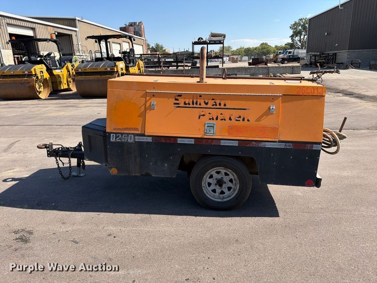 image for item EA0468 2013 Sullivan Palatek D250PJD air compressor