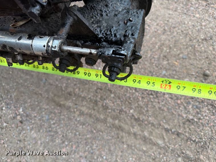 image for item EA0471 2004 Ford F750 oil distributor truck
