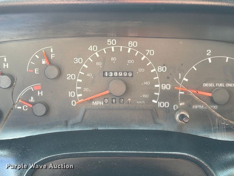 image for item EA0471 2004 Ford F750 oil distributor truck