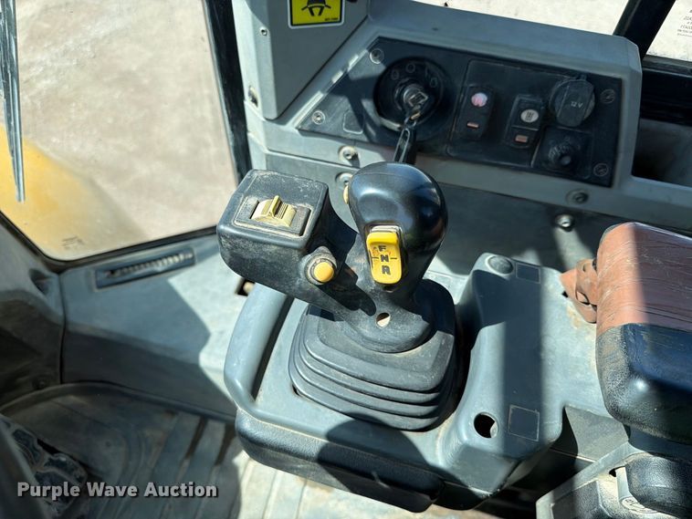 image for item EA0474 2013 Caterpillar 950K wheel loader