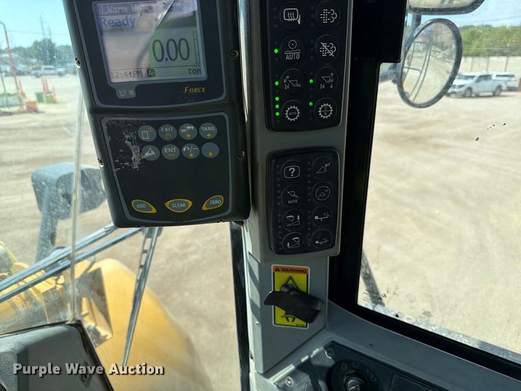 image for item EA0474 2013 Caterpillar 950K wheel loader