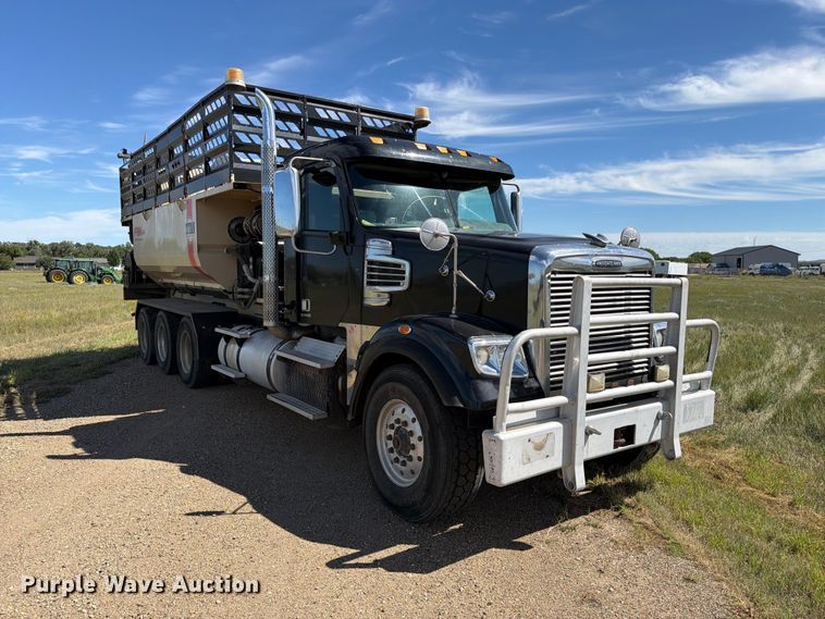 image for item EA0486 2012 Freightliner Coronado hydroseeder truck