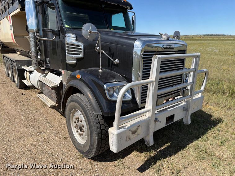 image for item EA0486 2012 Freightliner Coronado hydroseeder truck