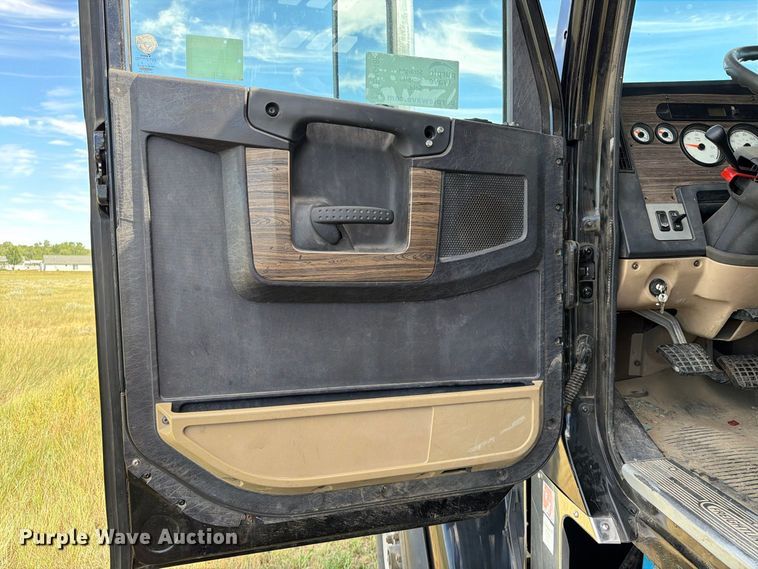 image for item EA0486 2012 Freightliner Coronado hydroseeder truck