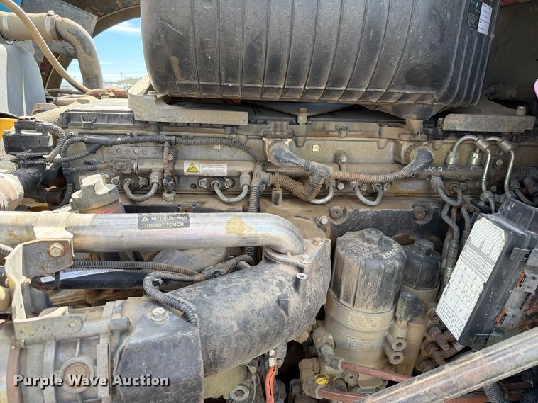 image for item EA0486 2012 Freightliner Coronado hydroseeder truck