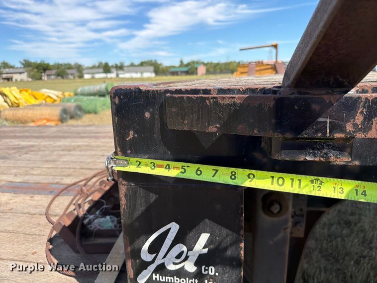 image for item EA0488 2003 JET drop deck equipment trailer