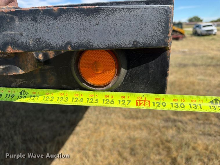 image for item EA0488 2003 JET drop deck equipment trailer