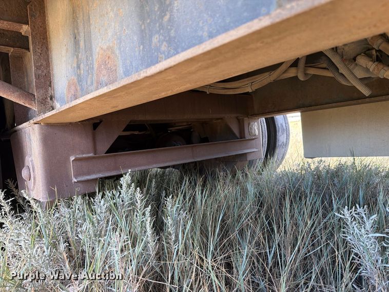 image for item EA0488 2003 JET drop deck equipment trailer