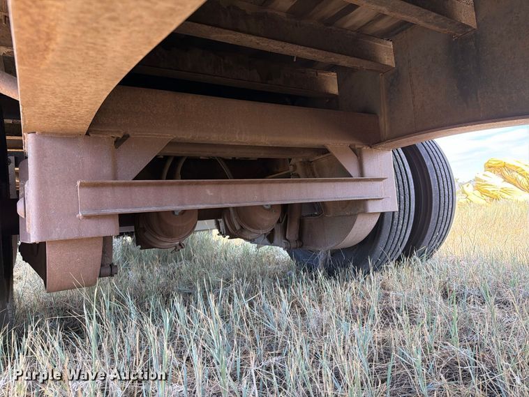 image for item EA0488 2003 JET drop deck equipment trailer