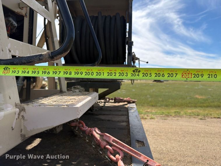 image for item EA0489 2000 Freightliner Conventional hydroseeder truck