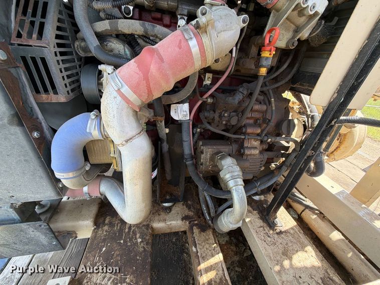 image for item EA0489 2000 Freightliner Conventional hydroseeder truck