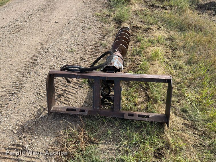 image for item EA0491 skid steer auger
