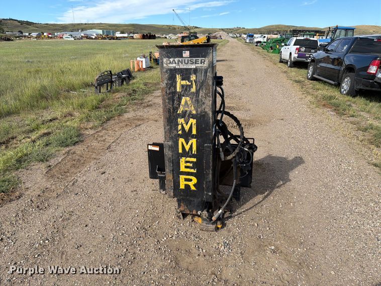 image for item EA0492 Danuser SM40 Hammer skid steer post driver