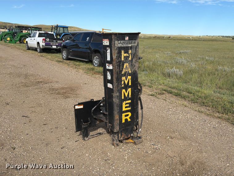 image for item EA0492 Danuser SM40 Hammer skid steer post driver