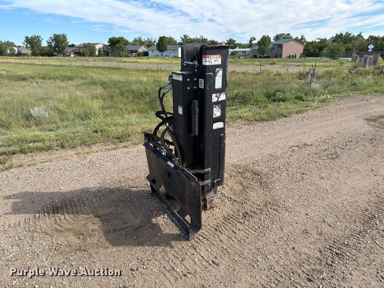 image for item EA0492 Danuser SM40 Hammer skid steer post driver