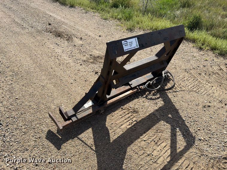 image for item EA0493 Skid steer fence post puller