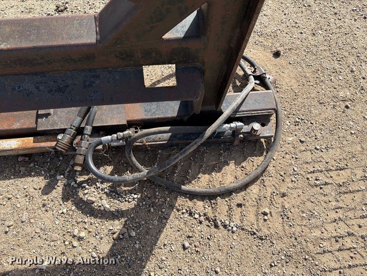 image for item EA0493 Skid steer fence post puller