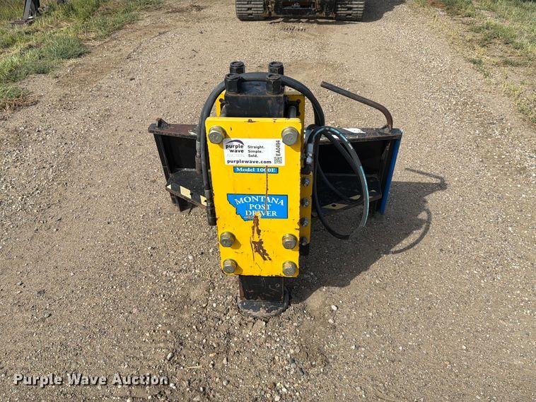 image for item EA0494 Montana 1000E skid steer post driver