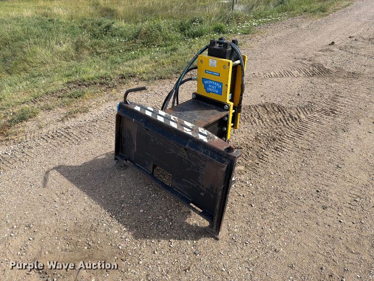 image for item EA0494 Montana 1000E skid steer post driver