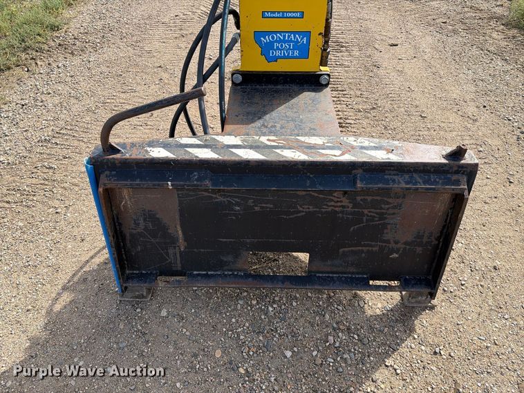 image for item EA0494 Montana 1000E skid steer post driver