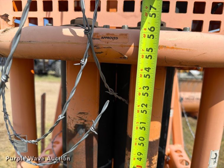 image for item EA0496 EZG Manufacturing Stretch-n-Go Hog fence dispenser