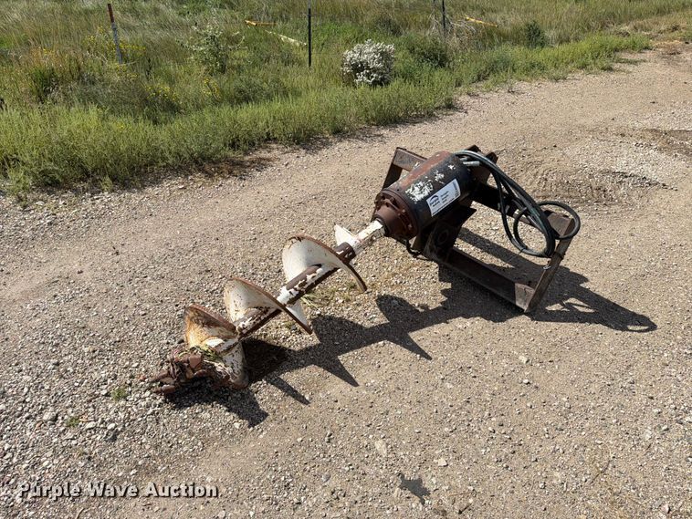 Lowe skid steer auger