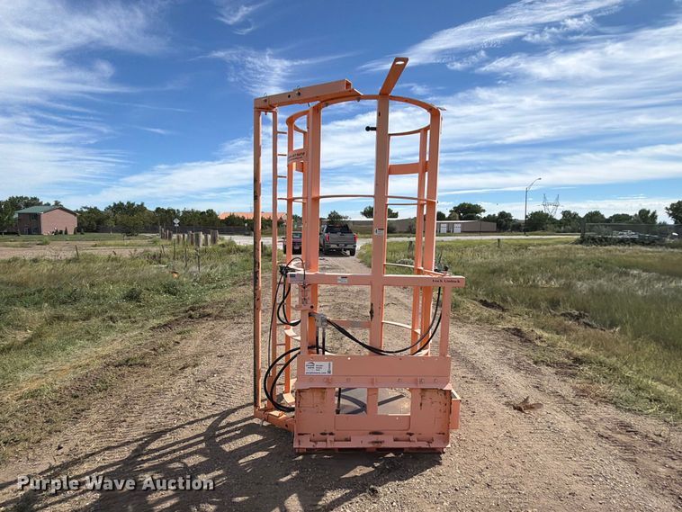 image for item EA0503 EZG Manufacturing Fence Hog wire unroller