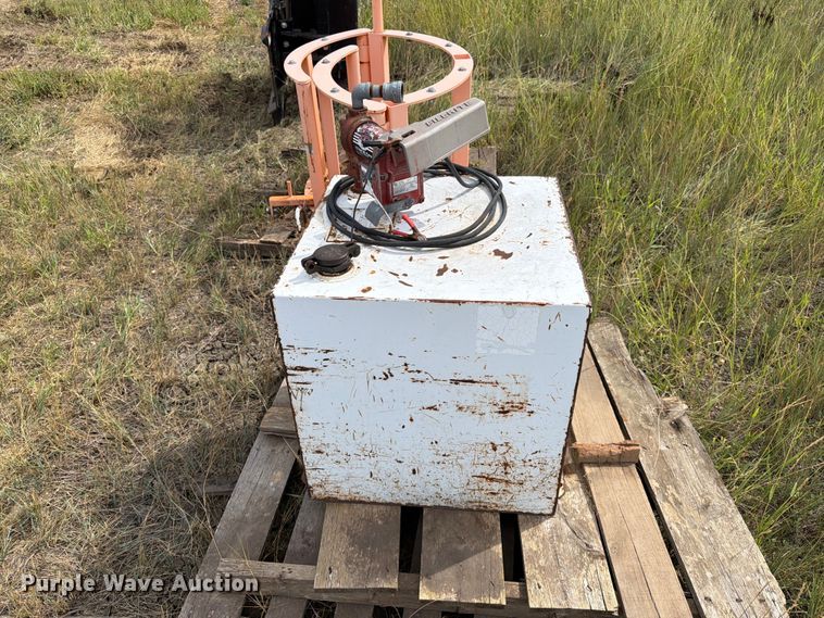 image for item EA0505 Fuel tank