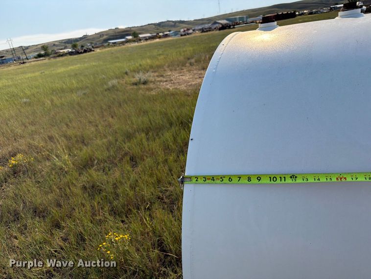 image for item EA0507 Fuel tank