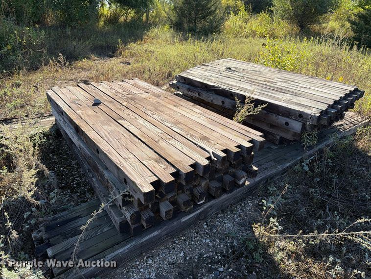 image for item EA0519 Crane mats