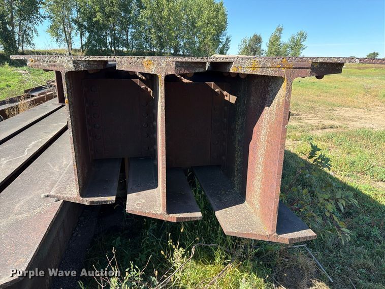 image for item EA0520 (8) I-Beams