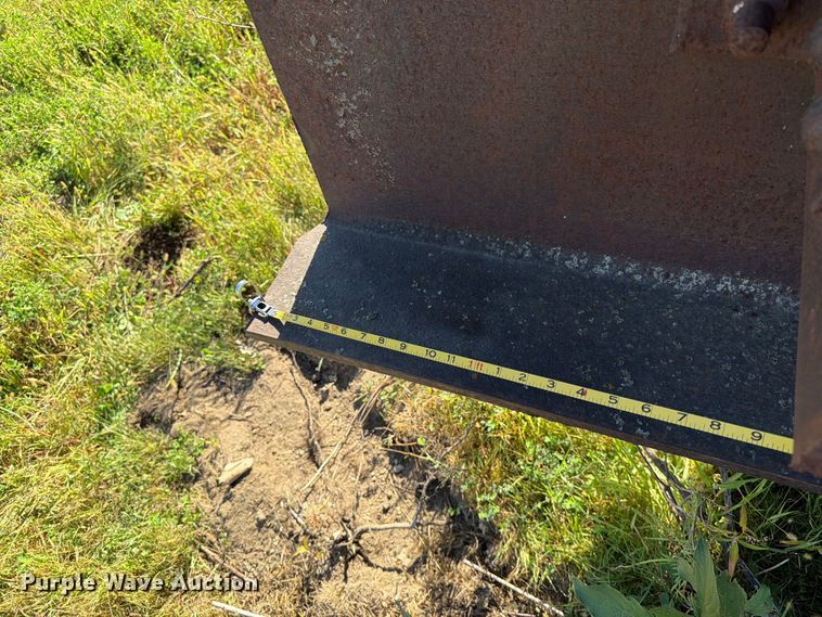 image for item EA0520 (8) I-Beams