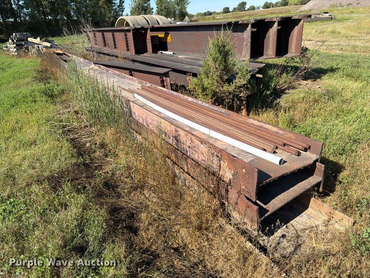 image for item EA0520 (8) I-Beams