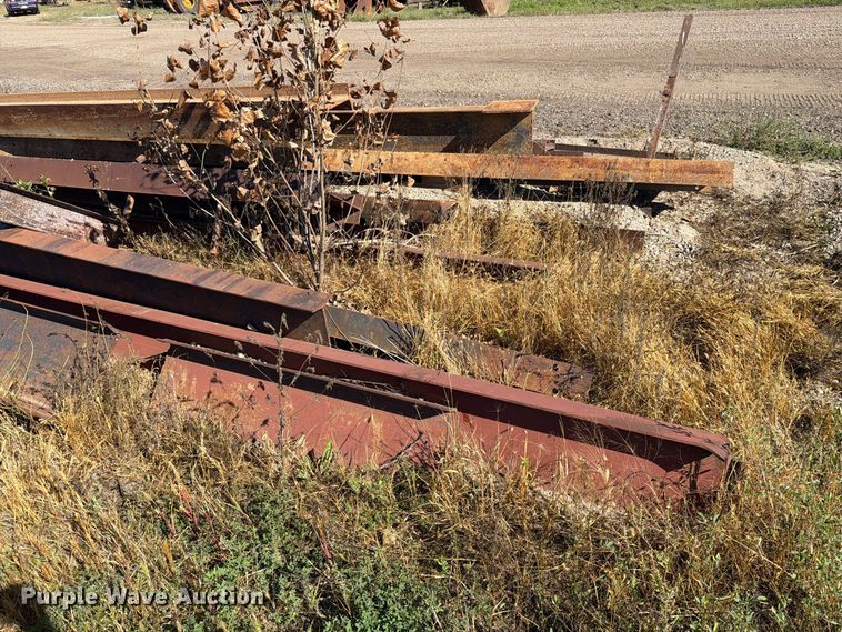 image for item EA0522 I-Beams