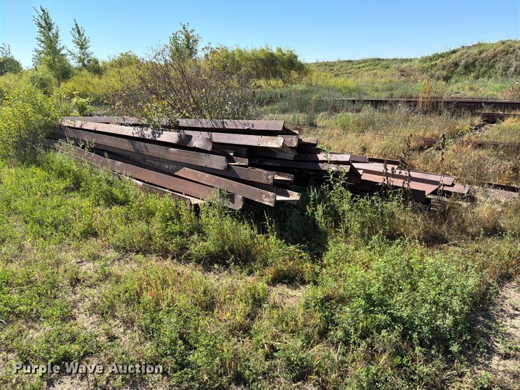 image for item EA0524 I-Beams