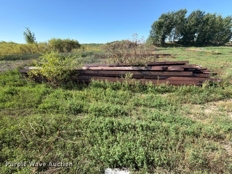 image for item EA0524 I-Beams
