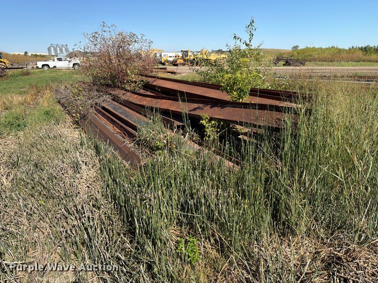 image for item EA0524 I-Beams