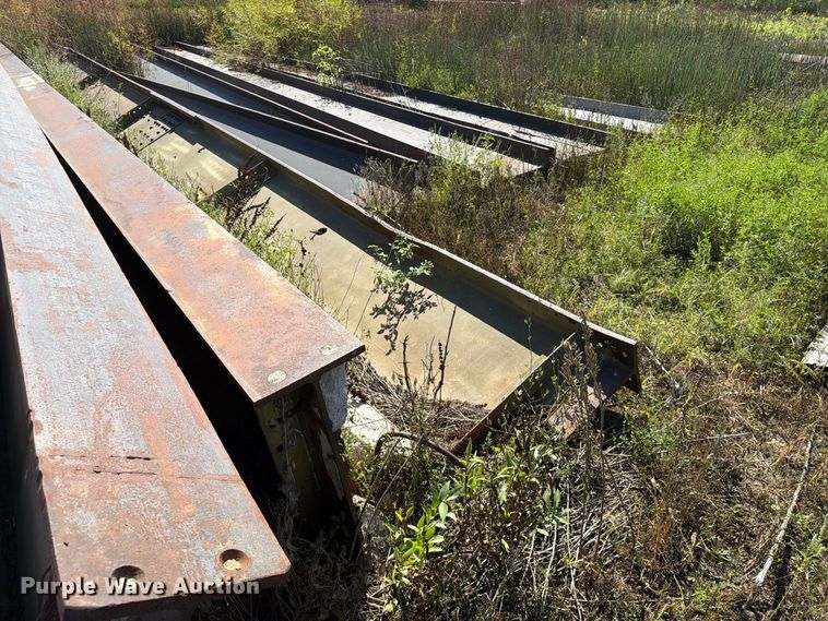 image for item EA0525 I-beams